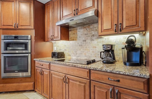 Yacht Club House | Waterfront w/South Facing Pool, 4 Full Baths, Dock/Direct Gulf Access, Bikes/Kayaks, Walk to Beach!