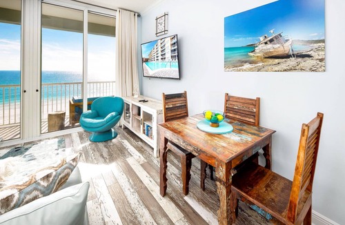 Fort Walton Beach Condo | Waters Edge 613 Top Floor Beach Gem, Perfect Views, Luxury Condo, Pool, Covered Parking