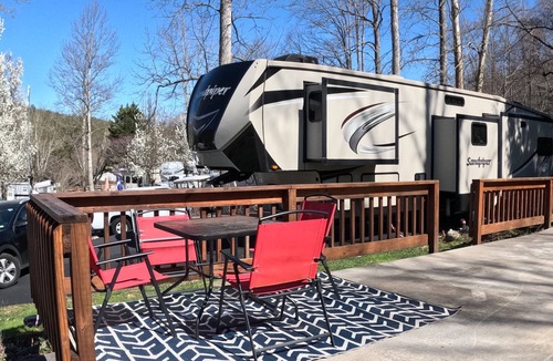 Pittman Center RV Rental | Webb Creek Camper Lot – Smoky TN - Lot only , Bring your own camper
