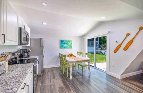 Weeki Wachee Gardens House | Weeki Wachee Waterfront-A Frame Stream Dream Cabin