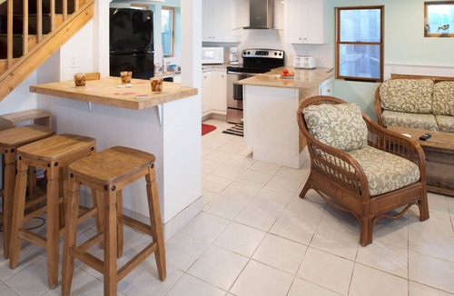 Beach Haven Cottage | Weekly and Monthly Rental Available in Cozy, Backyard Cottage