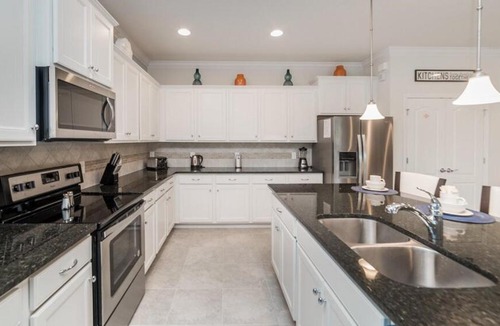 Four Corners House | Welcome at Cinderella Retreat