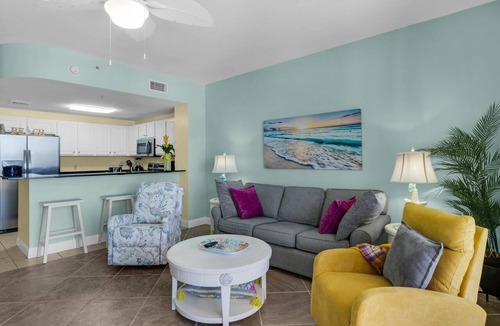 Bahama Beach Condo | Welcome to 1-103 East! GULFFRONT with Beach Service and Free Activities!