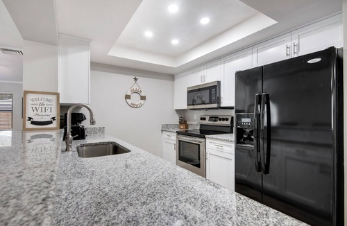 Largo House | Welcome to Beachy Breeze - A Quiet Coastal Pool Home - 10 minutes from the Beach