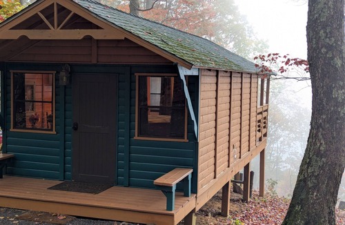 Laurel Ridge Cabin | Welcome to Black Mountain Stomping Ground's Falcon's Perch with Long-Range Views