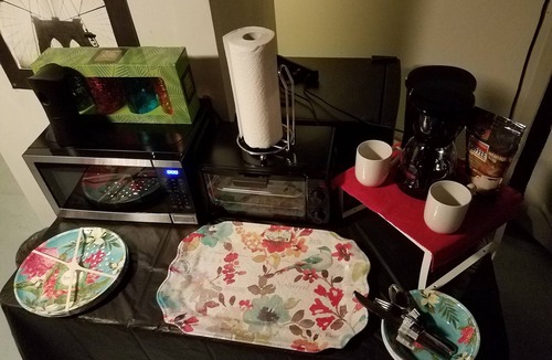 Germantown Apartment | Welcome to Germantown, Charming, 1 br. Studio apartment sleeps 4