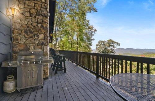 Beech Mountain Ski Chalet | Welcome to The Pine Ridge Retreat!