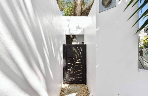 Colee Hammock Apartment | Welcome to The Loft by PMI