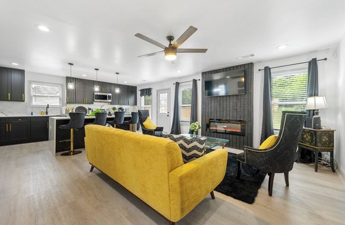 Lawrenceville House | Welcome to the Windsor!