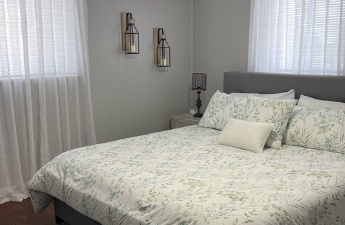 Madisonville House | Welcoming 3 bedroom near downtown Madisonville!!!