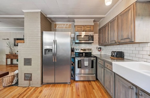 Linville Falls Cabin | Welcoming 4-bedroom cabin near Linville Falls