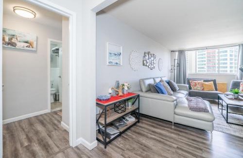 Downtown Atlanta Apartment | Welcoming Barn, 2 BEDROOM & 1 Bath & Parking