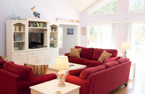 Saint Helena Island House | Welcoming home with Wi-Fi, easy beach access.