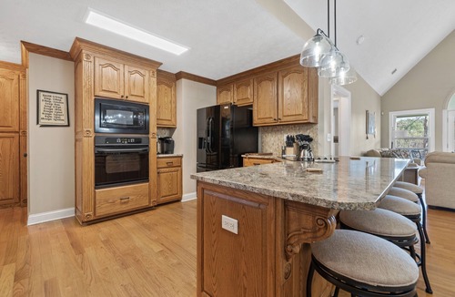 Eatonton House | Well appointed 3-bedroom family retreat with dock on beautiful Lake Oconee