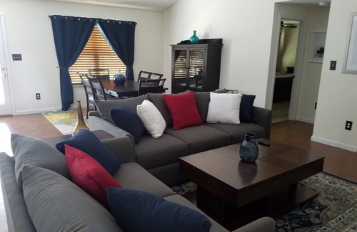Ashley Oaks House | Well-appointed Hardin Valley home