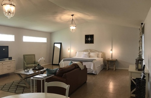 Wellington House | Wellington Guest Suite