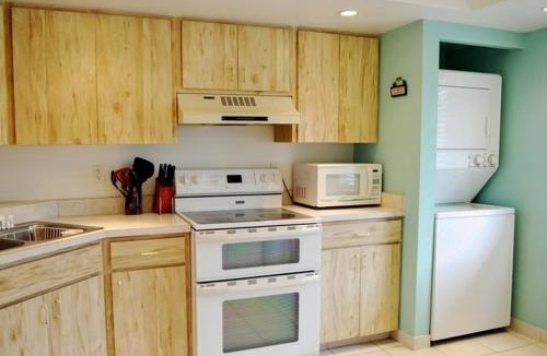 Holmes Beach Apartment | Westbay Point Moorings 274 Home