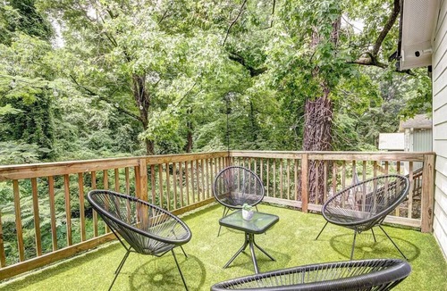 Westview House | Westview Retreat Minutes from Downtown Atlanta