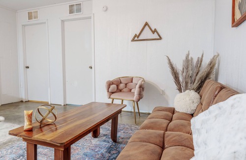 Cullowhee Apartment | Whee-Hideaway. A getaway tucked away in the mountains of North Carolina.