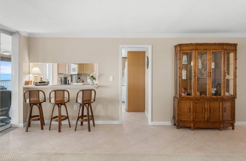 Sanibel Condo | Where the Gulf stretches endlessly before you- 3 Bedroom Gulf Front