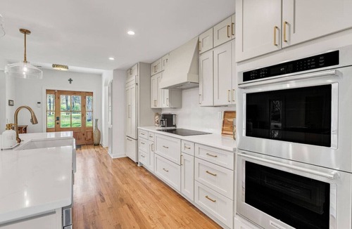 Franklin House | Whiskey Hollow Luxury Escape on 5 Acres, Sleeps 8