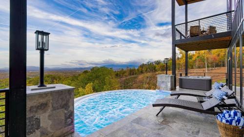 Sevierville House | Whiskey Ridge by AvantStay