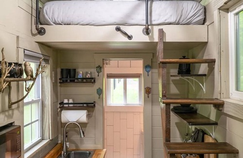 Sylva House | `Whisper Woods` Resort | cozy, has sauna, near BRP