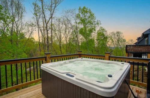 Sevierville House | Whispering Pine - Arcade - Lake Perks