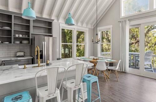 Saint Helena Island Cottage | Whispering Palms