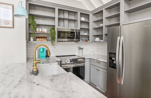 Saint Helena Island Cottage | Whispering Palms
