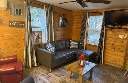 Jordan Resort | Whispering Woods Cabins & Grill