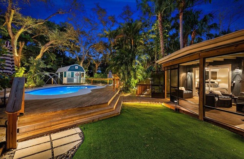 Jupiter Farms House | Whispering Woods - Wake Up To The Sounds Of Nature