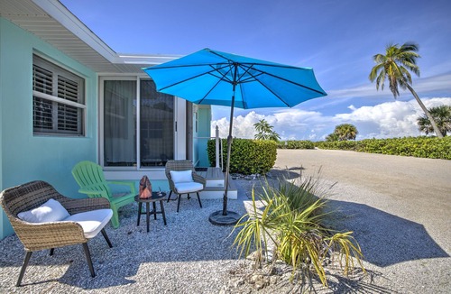 Sanibel Condo | White Caps #7 one bedroom beach view cottage, Sanibel island vacation rental