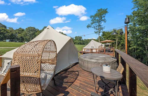 Silver Point Cabin | Wild West Luxury Glamping w/Hot Tub & Swimming Pool
