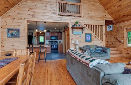 Wolf Laurel Cabin | Wildlife Ridge-Views, Gameroom, Hot Tub 4300' Elev