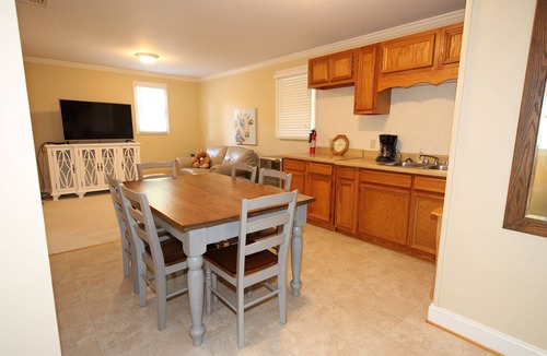 Moneta House | Wind Family Compound-Best LARGE Rental on SML! 8000sq feet!