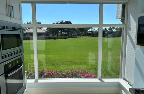 East Naples Villa | Windstar an exlusive community on Naples Bay! Well appointed 3 bed 2 bath villa