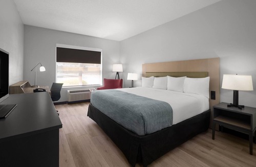 Matthews Hotel | Wingate by Wyndham Matthews/Charlotte