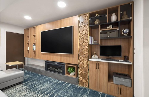 Carolina Forest Hotel | Wingate by Wyndham Myrtle Beach At Outlets