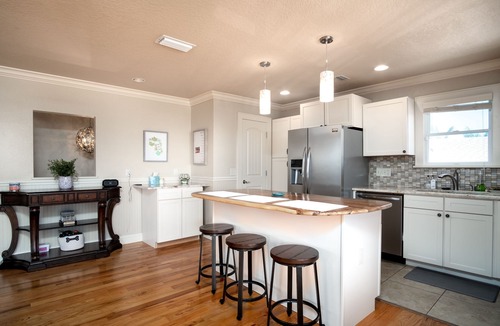 New Smyrna Beach House | Winter Availability- 900 Beach House- 3/2 Upstairs Home-Steps to the beach
