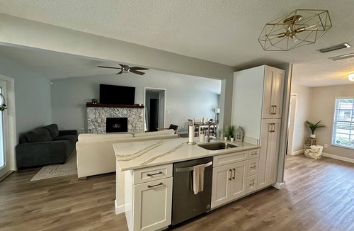 Goldenrod House | Winter Park 3BR Oasis- Private Pool