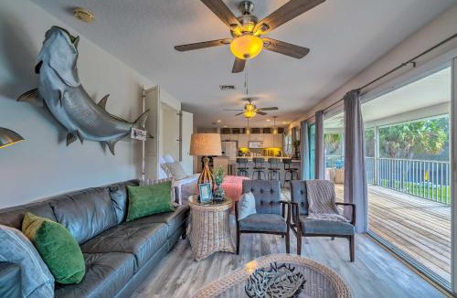 Yankeetown House | Withlacoochee River House with Dock and Kayaks!