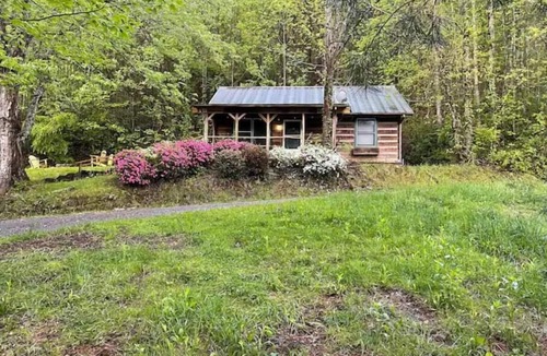 Sylva Cabin | WNC Cabin: Perfect family basecamp or getaway!nn