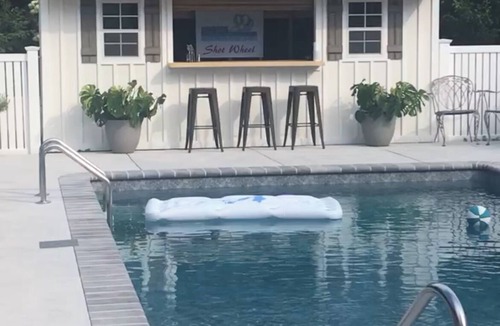 Manasquan House | Wonderful 4-bedroom house with built in pool in charming Manasquan