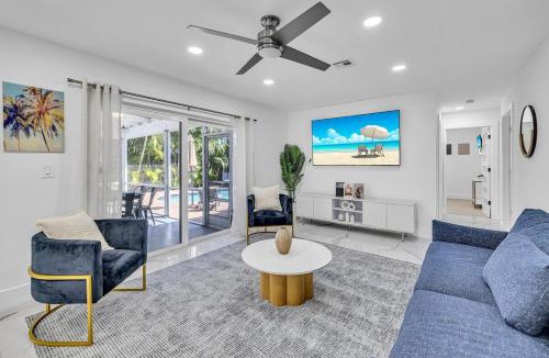Tropic Palms House | Wonderful Tropical Pool House In Delray Near Ocean