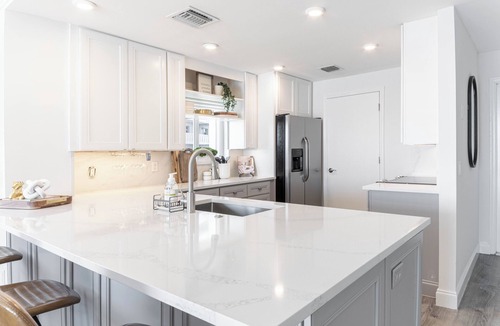 Lantana Condo | Wonderful waterfront tranquilityn