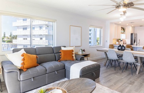 Lantana Condo | Wonderful waterfront tranquilityn