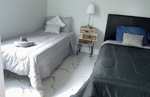 Liberty City Bed & Breakfast | Wonderfull Design Distric Bedroom