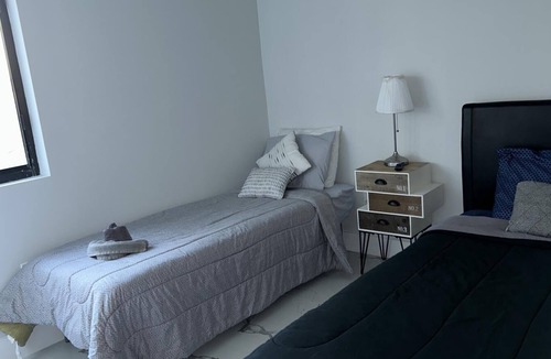 Liberty City Bed & Breakfast | Wonderfull Design Distric Bedroom