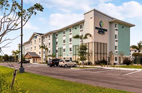 Rural Estates Hotel | WoodSpring Suites Naples
